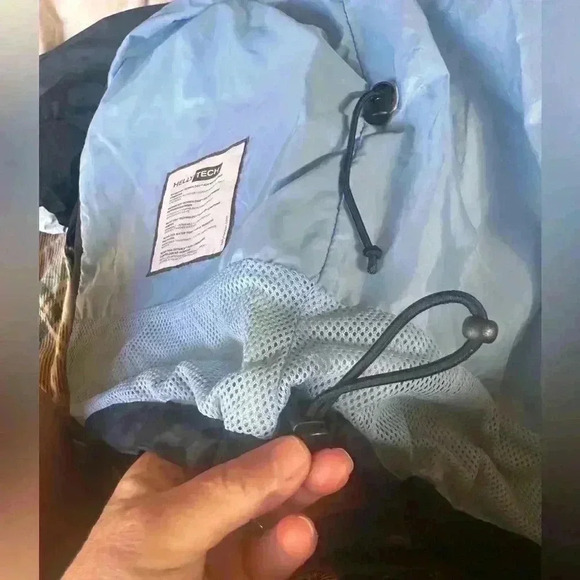 Helly Hansen medium Helly Tech ski/snowboard jacket.Light blue, navy white. - Picture 16 of 16